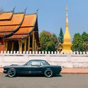 ** Inn Senesouk Laos