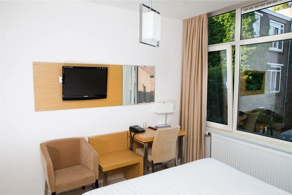 ***  Hotel Port Rotterdam Niederlande