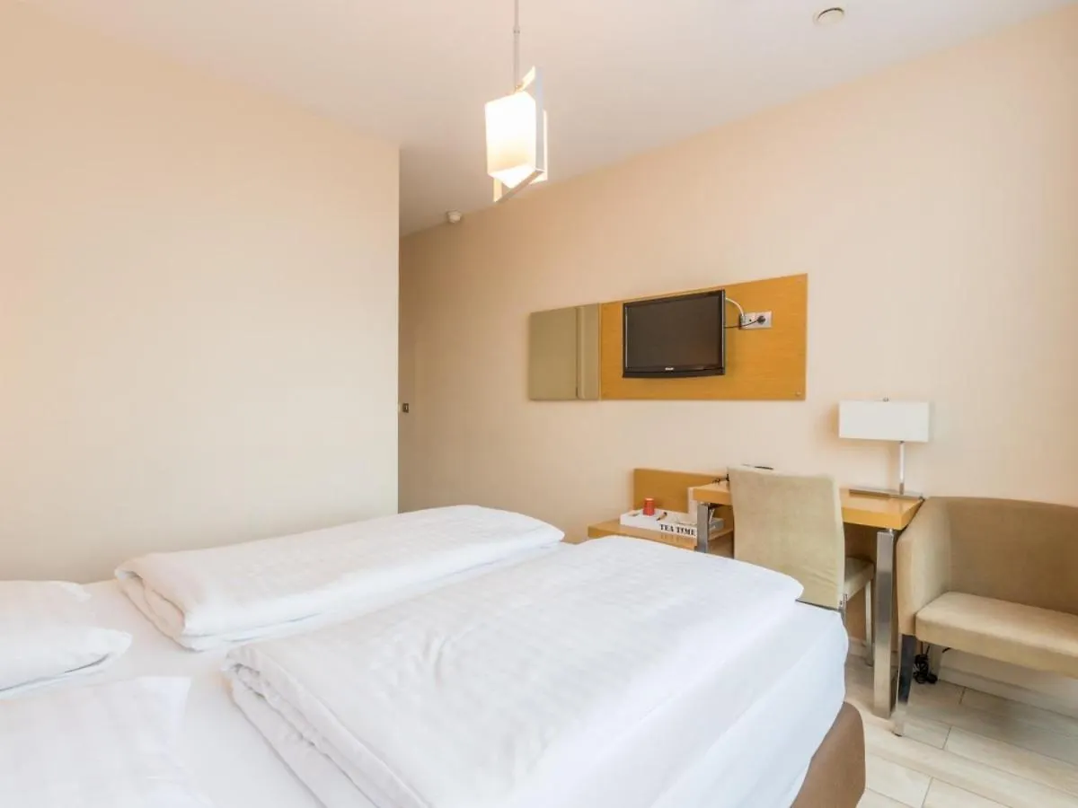 Hotel Port Rotterdam 3*,  Niederlande
